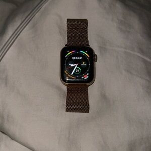 Apple Watch Series 4 stainless steel